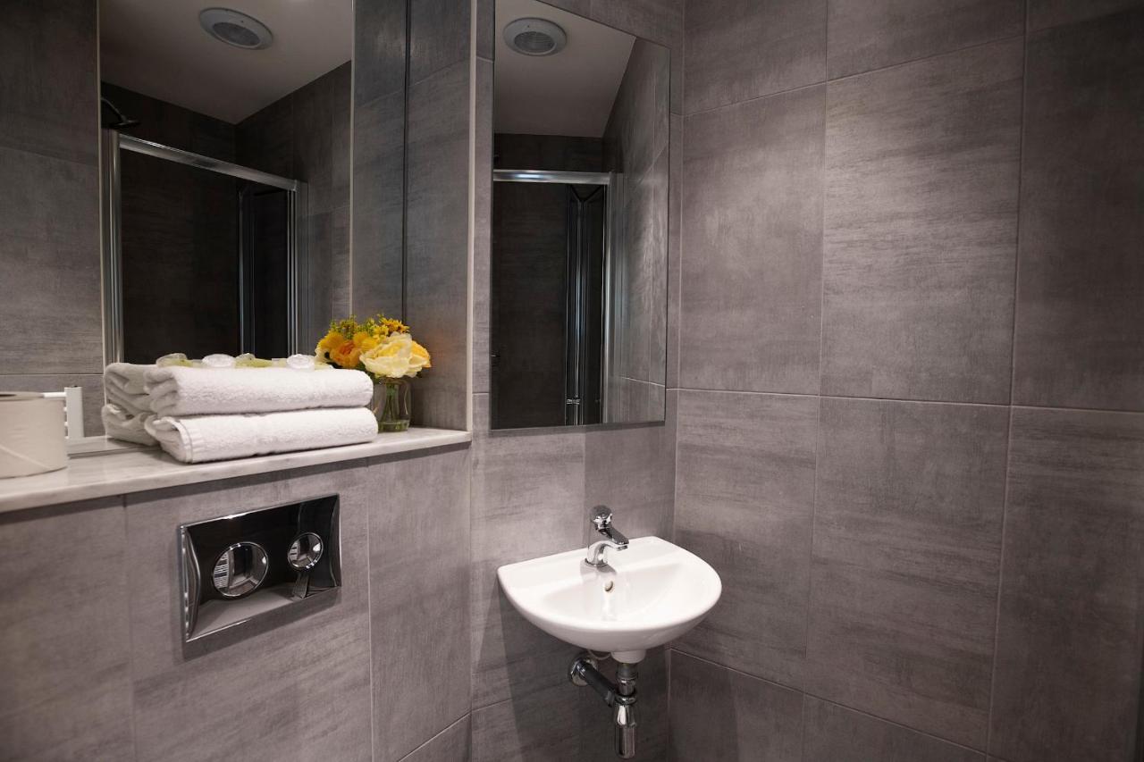 Goldcrest Village Rooms University Of Голуэй Экстерьер фото